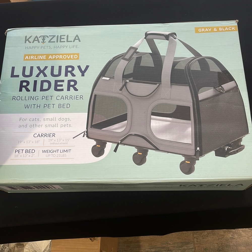 Never used ! Perfect for plane travels